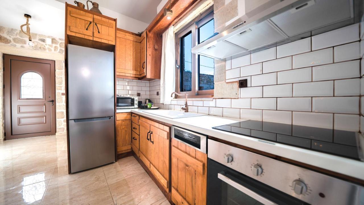 Estia Villa Plátanos Екстериор снимка
