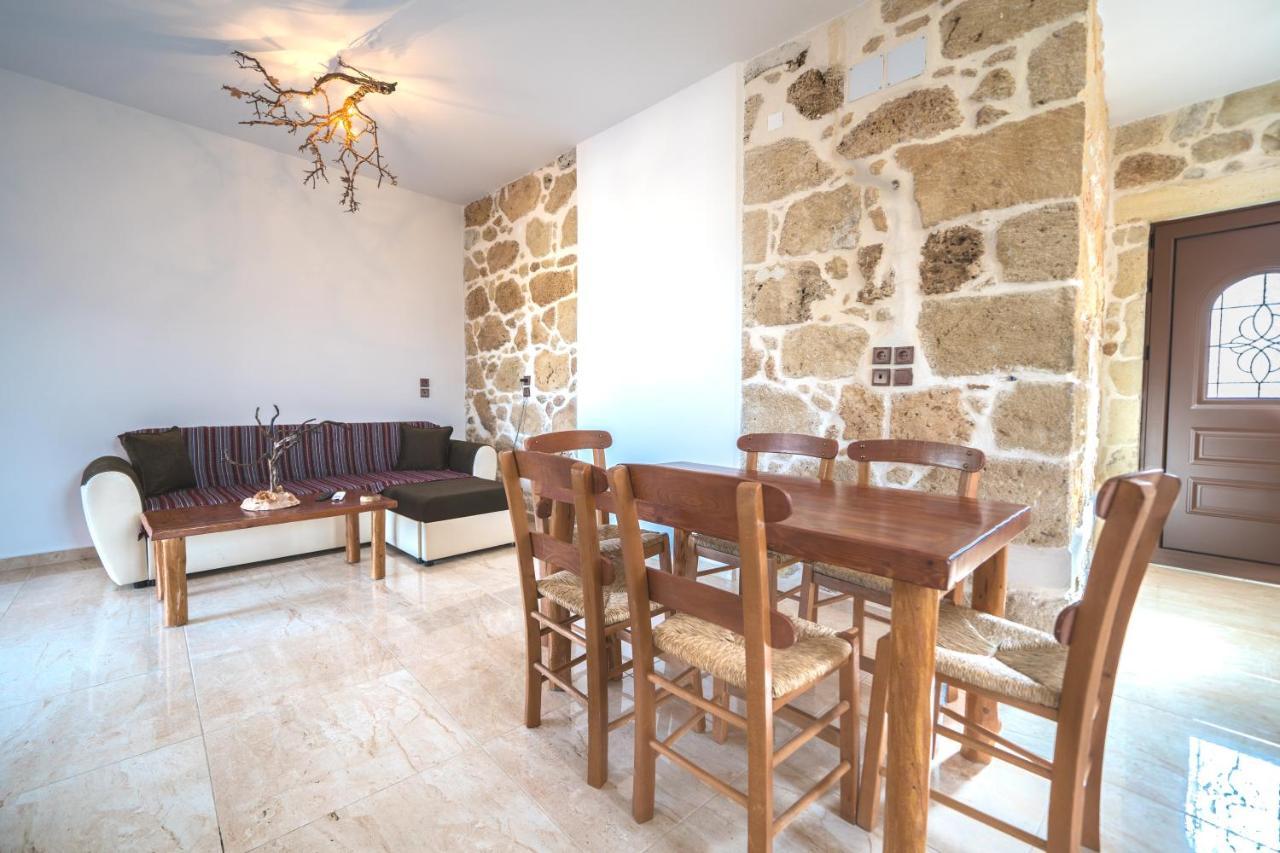 Estia Villa Plátanos Екстериор снимка