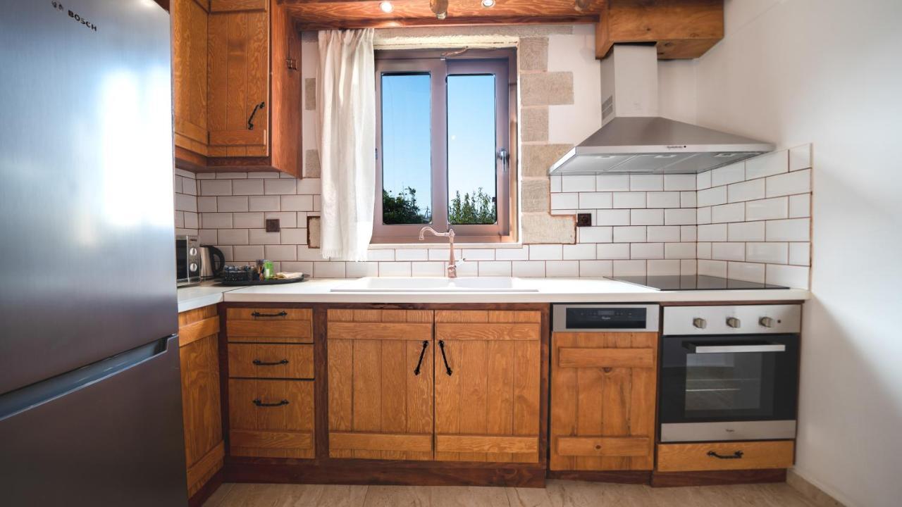 Estia Villa Plátanos Екстериор снимка