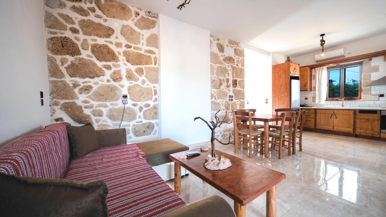 Estia Villa Plátanos Екстериор снимка