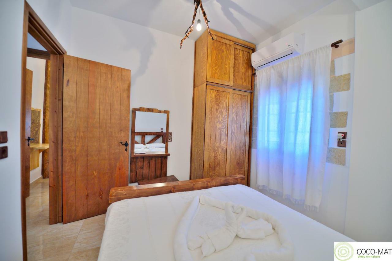 Estia Villa Plátanos Екстериор снимка